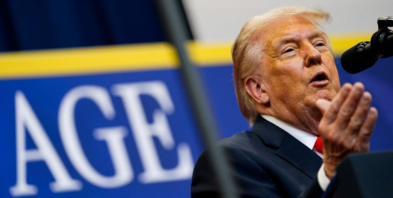 Donald Trump advirtió que Estados Unidos tomará Cuba "casi de inmediato"