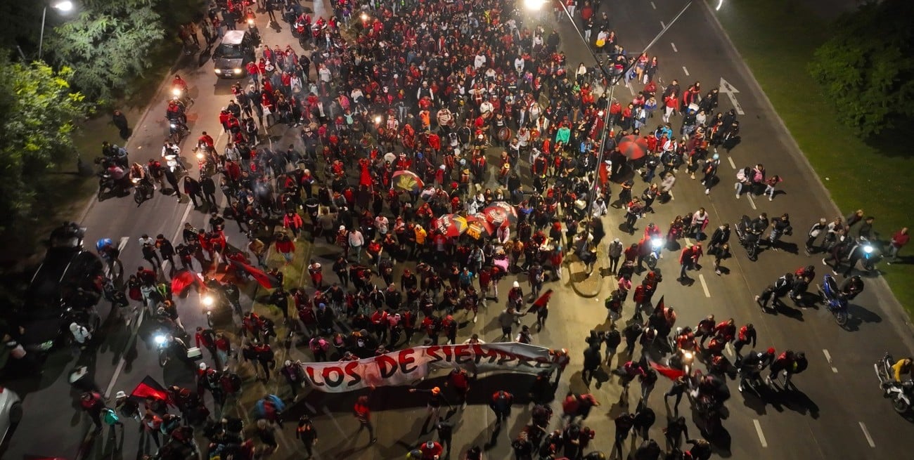 Así espera Colón su cumple: DJ, “Cacho” Deicas y fuegos artificiales
