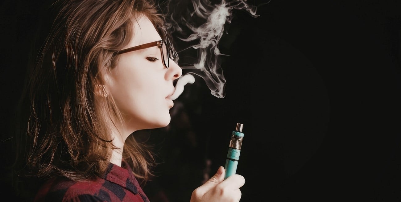 El Gobierno regula cigarrillos electrónicos y productos de nicotina: qué cambia y qué estará permitido
