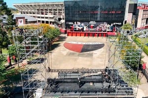 Así se prepara el escenario. Foto: Fernando Nicola