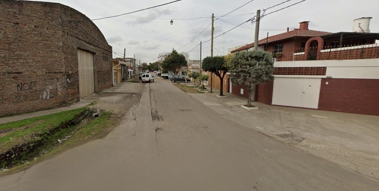 Rosario: investigan la muerte de un hombre en una vivienda de la zona sudoeste

