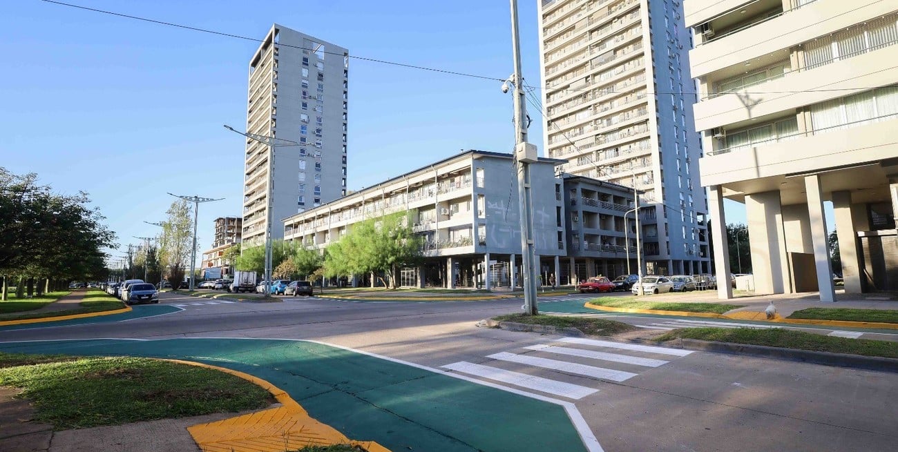 Qué son las “orejas peatonales” que pintan de verde en las esquinas de Santa Fe