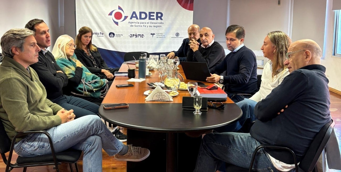 Simoniello presentó el proyecto del Parque Ambiental Productivo ante entidades empresarias de Santa Fe