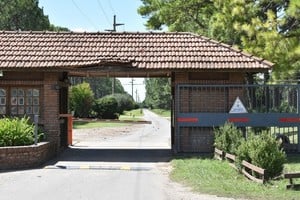 Los delincuentes ingresaron al predio tras cortar el tejido perimetral. Foto: Gentileza