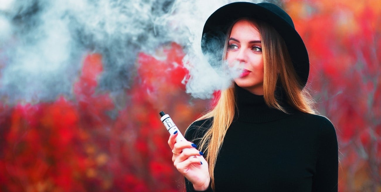 Vapeadores y bolsas de nicotina: pediatras alertan que la nueva regulación “abre la puerta” a más consumo adolescente