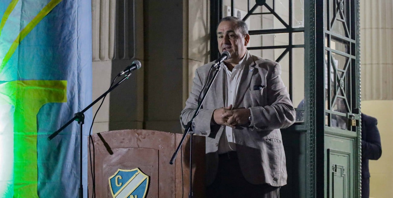 Cumplió 120 años el Colegio Nacional, donde estudiaron Saer, Birri, Urondo y el doctor Maradona