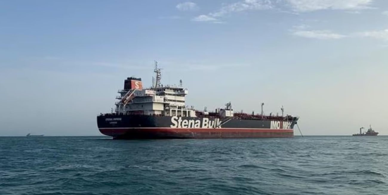 Crece la tensión en el estrecho de Ormuz tras el ataque a un barco chino