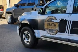 El operativo estuvo a cargo de personal de Trata de Personas de la PDI. Foto: El Litoral