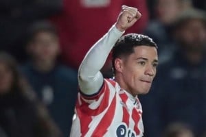Braian Cuello y su festejo de gol, en el torneo pasado, ante Independiente Rivadavia. Foto: Prensa Unión