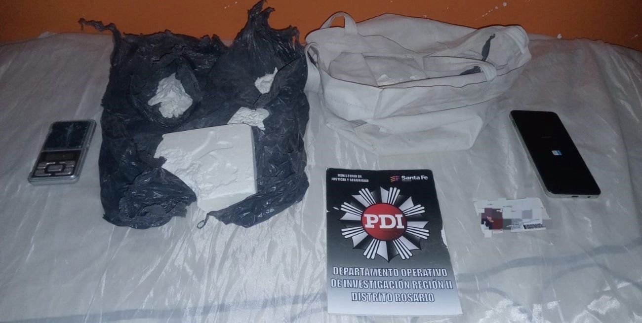 La Policía desarticuló un punto ligado a extorsiones y secuestró más de 600 gramos de cocaína en Rosario
