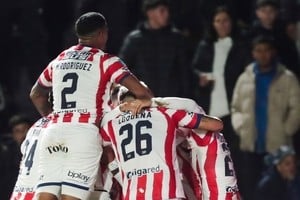 Hazaña Tatengue en Mendoza: Unión le ganó 2-1 a Independiente Rivadavia. Foto: Prensa Unión