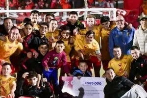 El Bicho Colorado a segunda fase de la Copa Santa Fe.Foto: CAFE