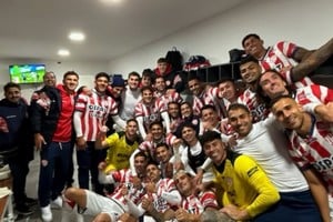 El plantel de Unión viajará este domingo a Córdoba y allí aguardará el partido del martes ante Belgrano. Créditos: Unión