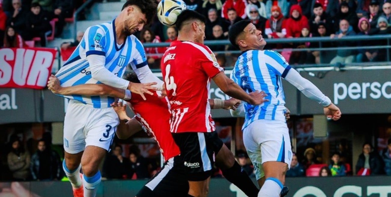 Racing le ganó a Estudiantes sobre la hora y está en cuartos de final