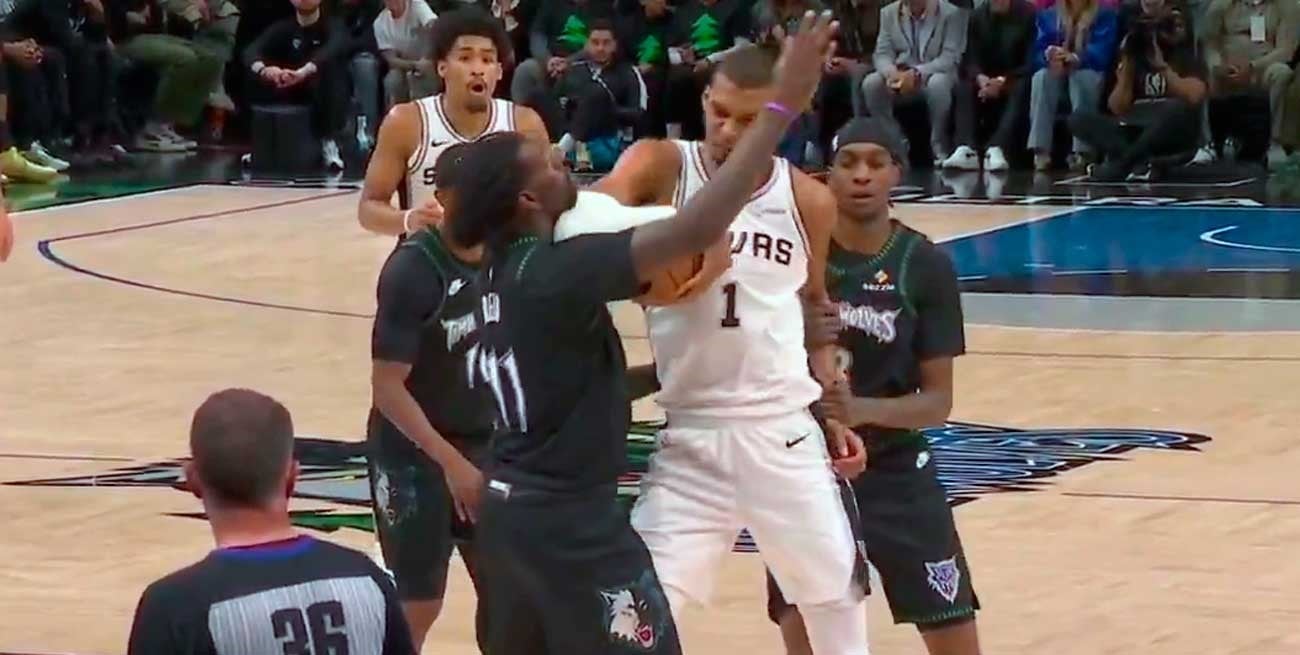 Escándalo en la NBA: expulsaron a Wembanyama por un violento codazo y podría quedar afuera de los playoffs