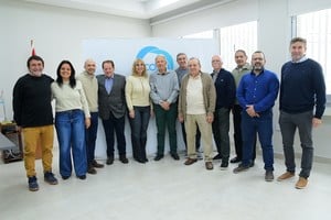 La educación continua se posiciona como una de las principales exigencias del Colegio en este aniversario, asegurando un servicio de calidad y seguridad para los pacientes. Foto: Guillermo Di Salvatore
