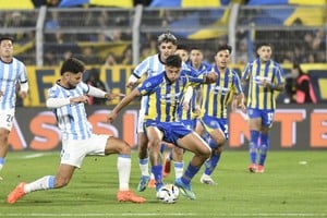 Rosario Central vs Racing. Foto: @RosarioCentral