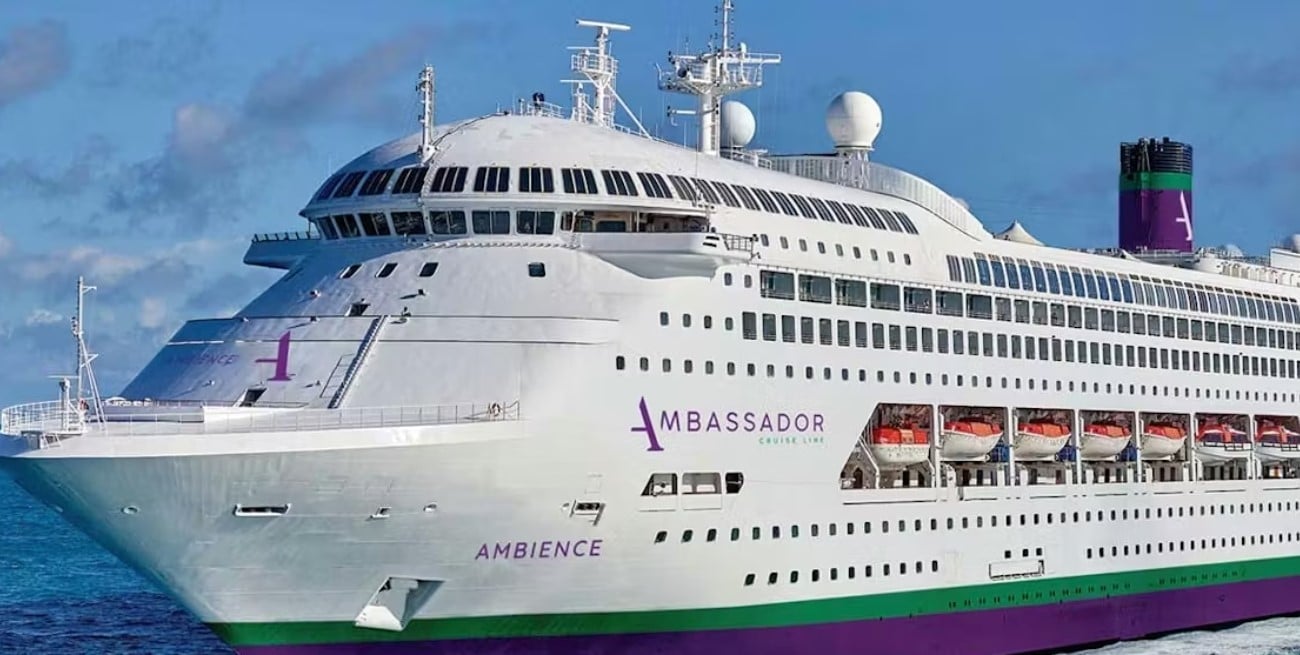 Un muerto y 1.700 pasajeros confinados en un crucero por un brote de gastroenteritis en Francia