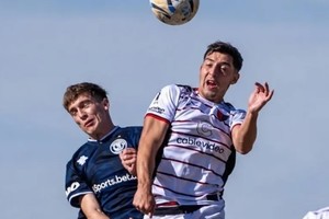 El sabalero se impuso con goles de Lastra y Barbona. Foto: Prensa Independiente Rivadavia.