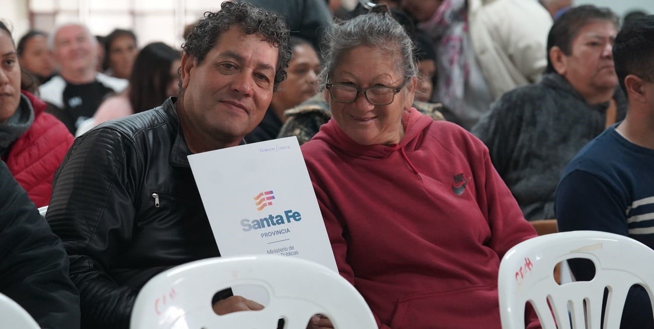 Programa "Tu Casa, Tuya": entregaron 37 escrituras a familias de Helvecia