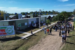 Las viviendas demandaron una inversión superior a los 980 millones de pesos.