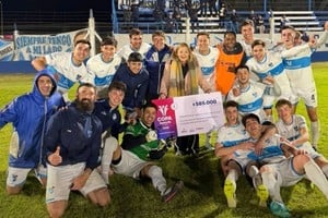 La Copa Santa Fe sigue en marcha con cruces intensos entre equipos de la Liga Deportiva del Sur.
