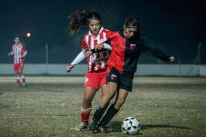 Entretenido partido. Unión y Colón dejaron una buena imagen en la fría noche del Predio Pumpido. Gentileza