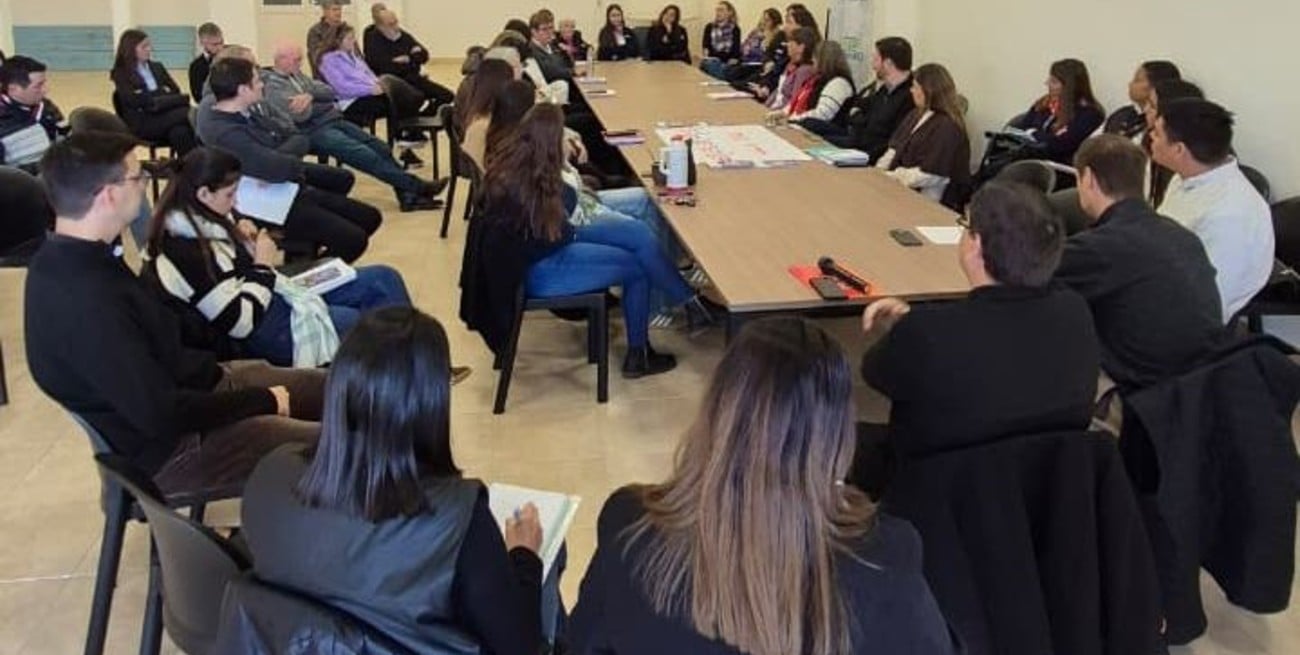 Franck reunió a instituciones de Las Colonias para fortalecer la prevención de consumos problemáticos