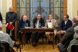 Michlig, Poletti, Galoppo y Dupuy en la presentación del libro en Casa de la Cultura.