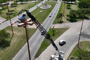 En los primeros seis meses de 2025, se repararon casi 14 mil luminarias. Foto: Archivo