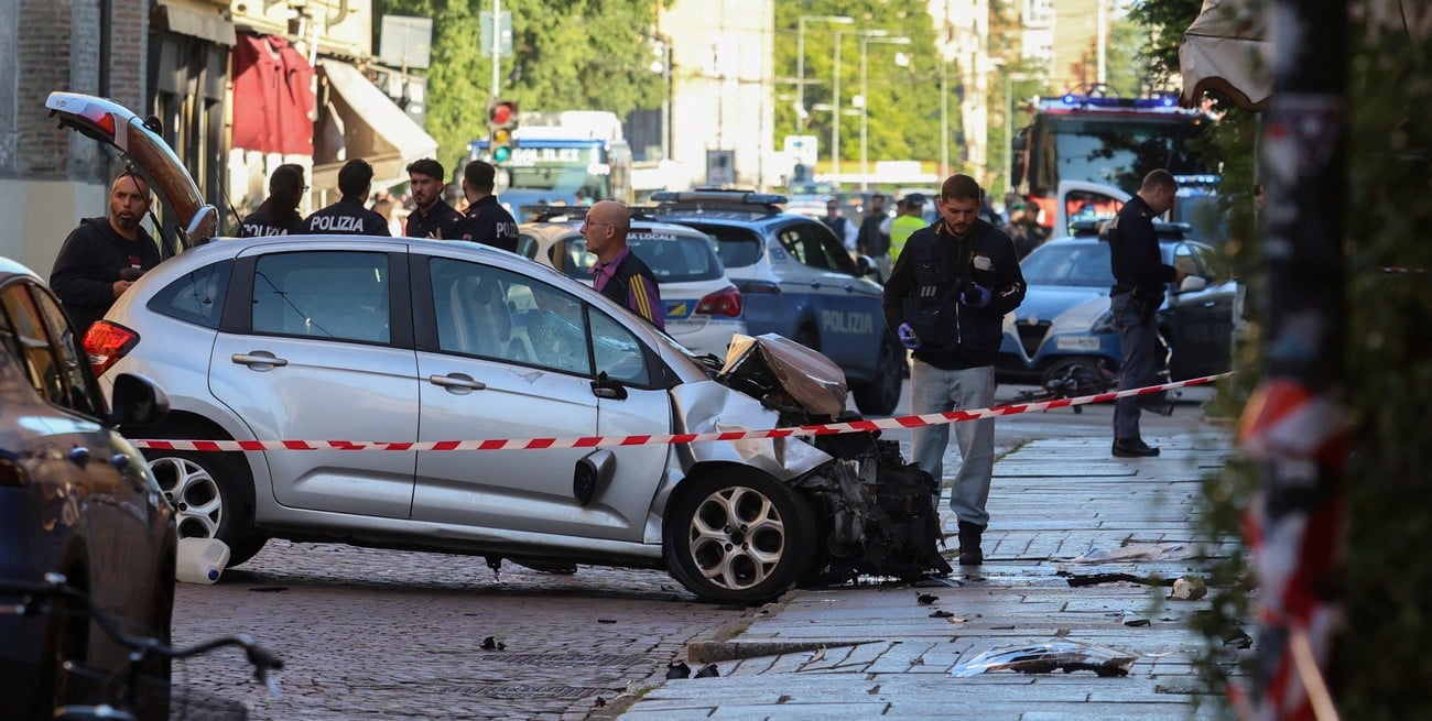 Atropello masivo en Módena: hay ocho heridos de gravedad y el atacante sigue prófugo