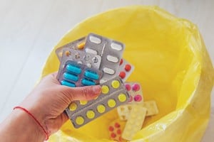 Legisladores avanzaron sobre medicamentos vencidos.