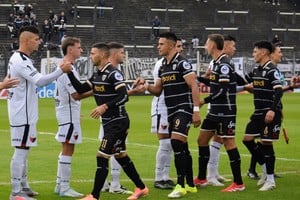 Colón-Estudiantes de Caseros | Primera Nacional Fecha 14. Foto: Gentileza
