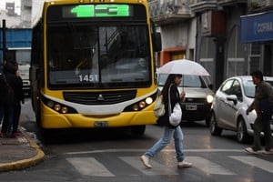 La crisis del sistema de colectivos sigue estando en la agenda pública. Foto: Guillermo Di Salvatore
