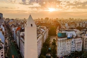 Buenos Aires celebra los 90 años del Obelisco con una noche llena de cultura, música y tecnología