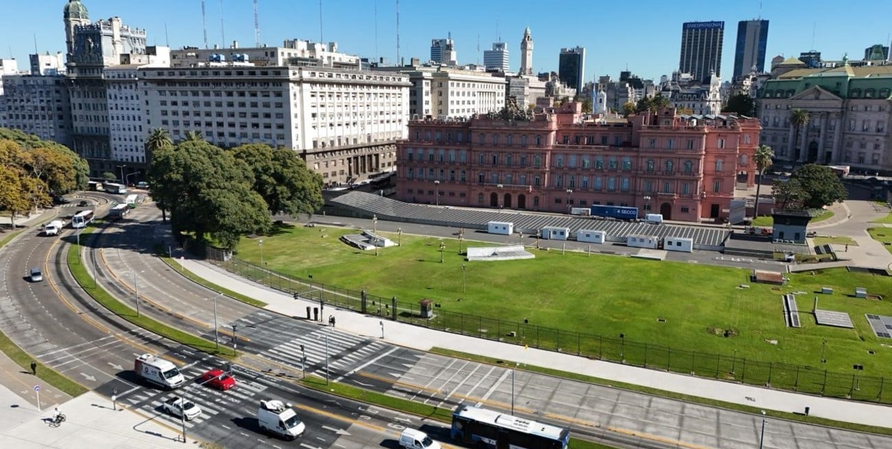 El superávit nacional se achica a pesar del ingreso de recursos por concesiones