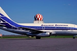 El Boeing 737 LV-JNE en plenitud. Fue protagonista de cuatro hechos graves.
