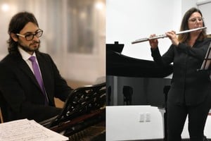 Claucich, musicólogo, docente y acompañante de cantantes líricos; y Carelli, docente e integrante de diversos ensambles hasta llegar a la Banda Sinfónica Municipal de Santa Fe. Fotos: Gentileza Escuela Nº 9.901