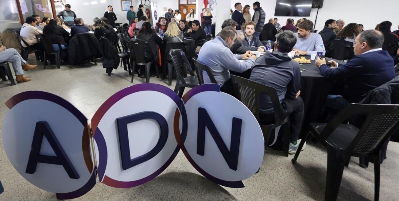 “Queremos que los vecinos sean protagonistas”, dijo Checho Basile en el 7mo. encuentro de ADN