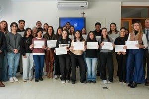20 estudiantes de las facultades de Ciencias de la Salud, Ciencias Económicas, Ciencias Agropecuarias, Derecho y Ciencia Política y Psicología recibieron este importante beneficio académico