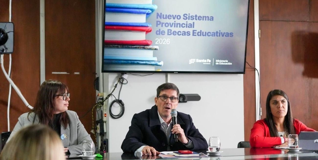 Santa Fe presentó el Sistema Provincial de Becas para fortalecer la educación