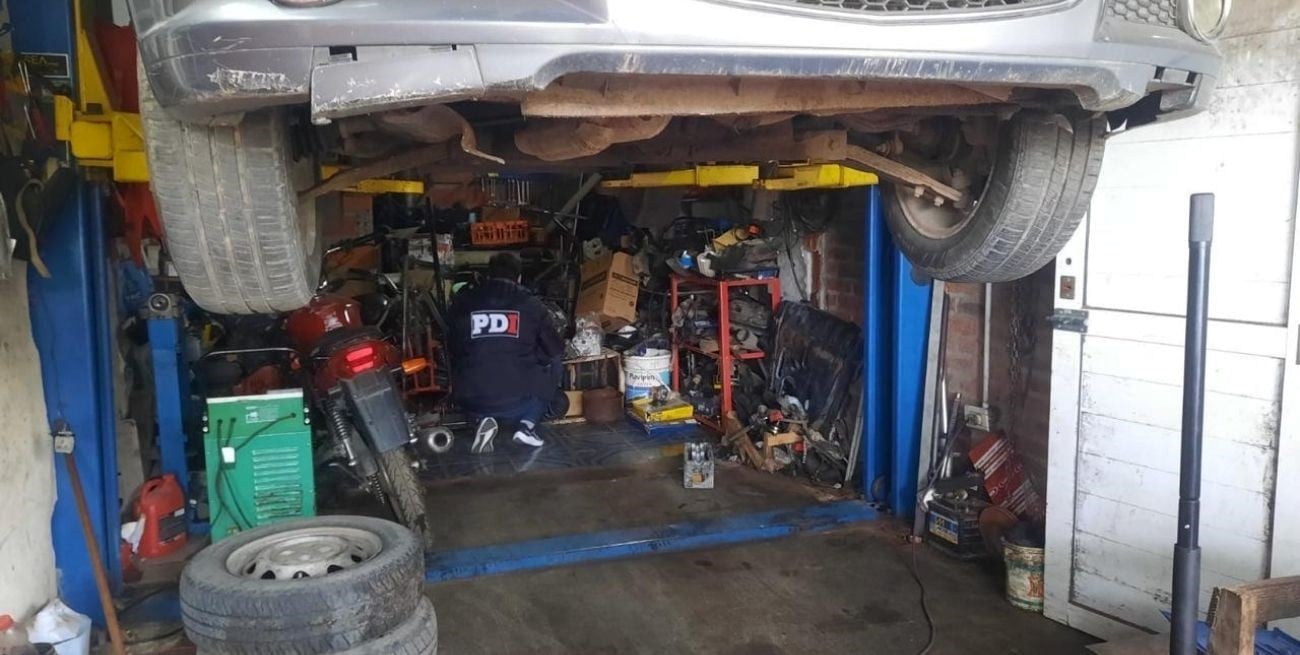 Secuestro de vehículos con irregularidades en talleres mecánicos de Santa Fe 