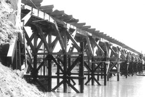 El puente que unió por más de 30 años Santa Fe con Alto Verde.