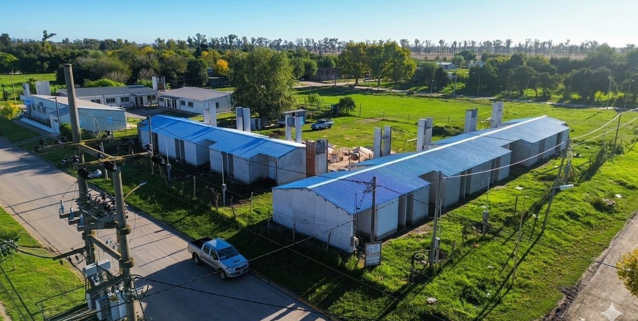 Retoman y aceleran la construcción de 14 viviendas en El Trébol