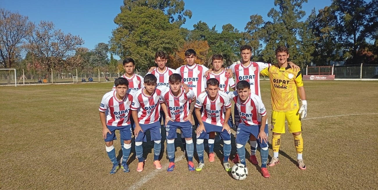 Unión goleó a Colón y se adueñó del clásico santafesino