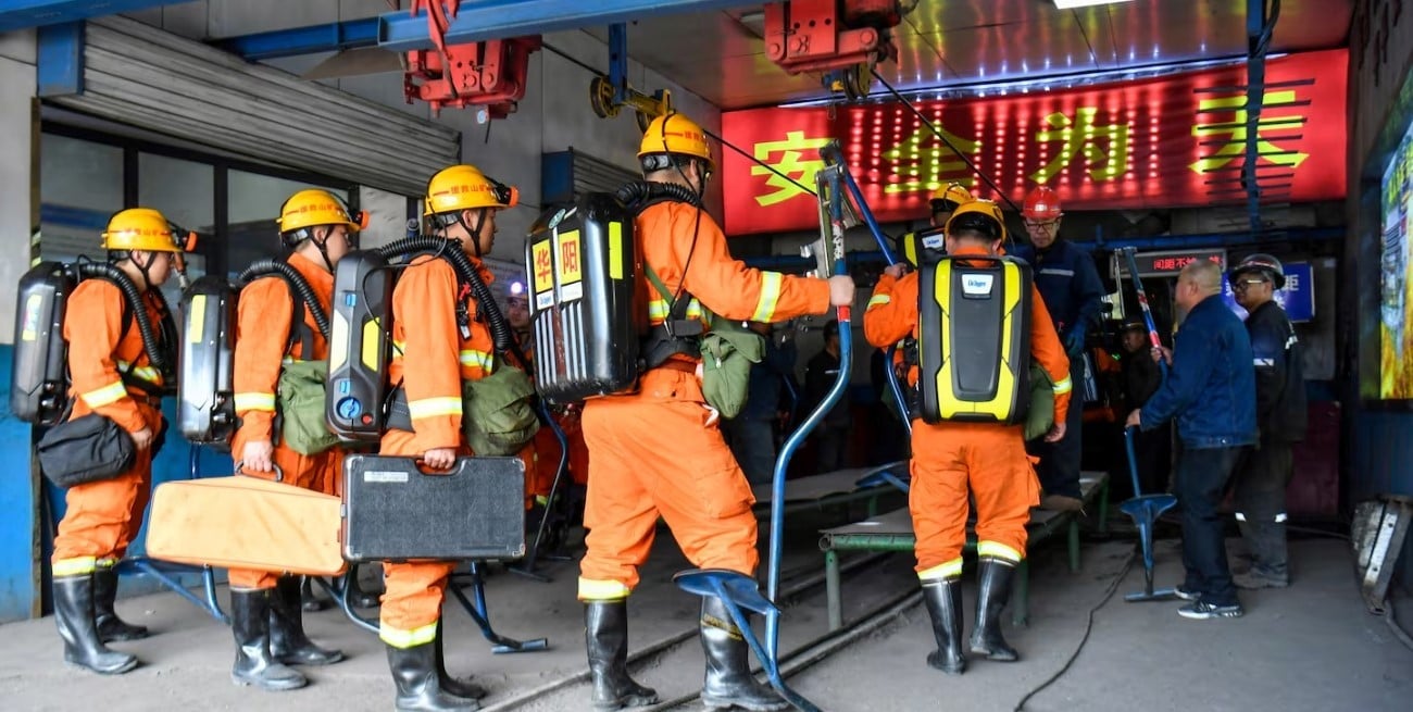 Al menos 90 muertos tras una explosión de gas en una mina de carbón en China