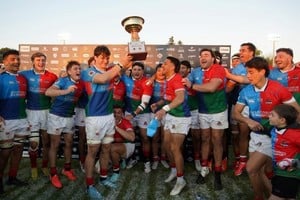 Capibaras XV celebró el pase a semifinales ante una multitud en Paraná. Foto: Fernando Nicola