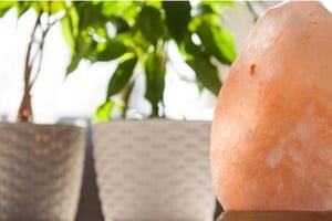 El Feng Shui recomienda ubicar la piedra de sal rosa en el sector sudeste del hogar.