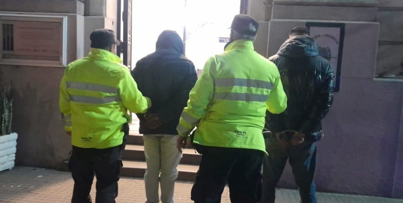 A la altura de Nelson: cayeron dos motociclistas con más de 3 kilos de cocaína