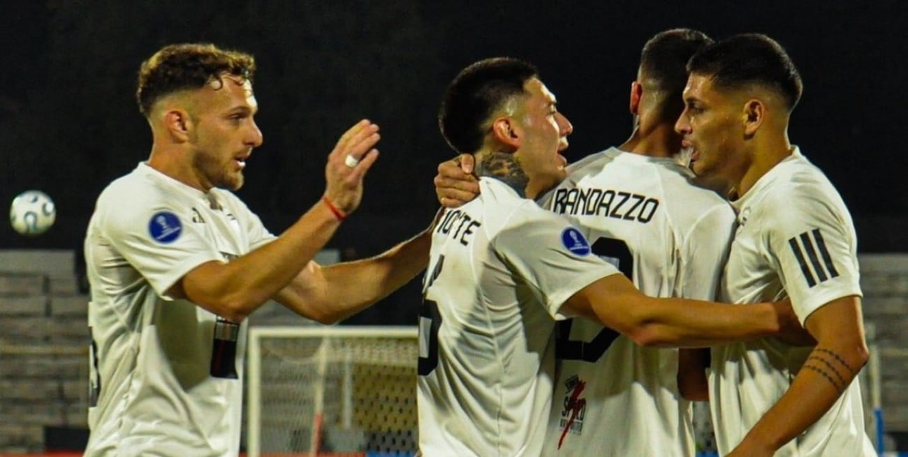 Deportivo Riestra cerró su participación en la Copa Sudamericana con un empate ante Palestino